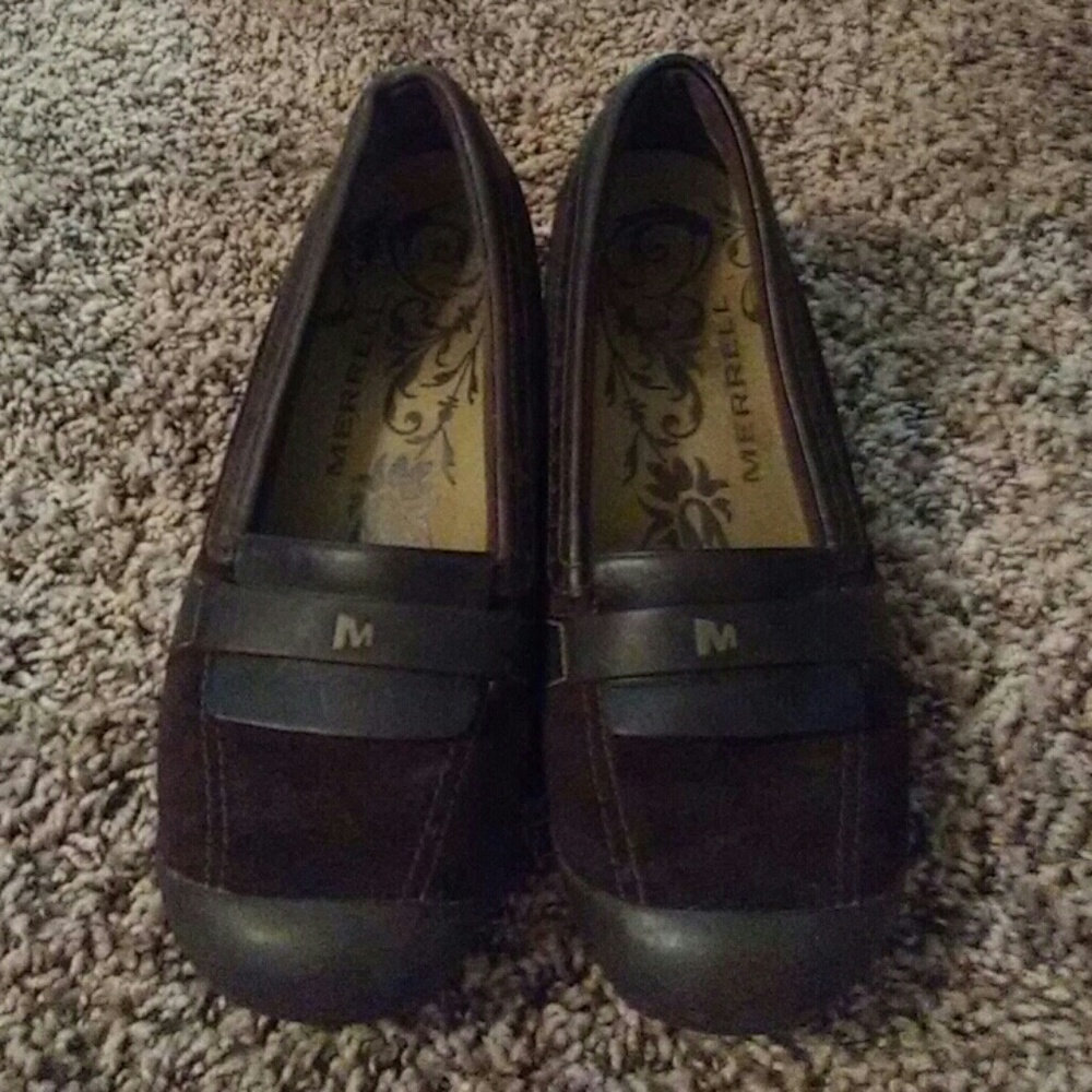 🌈 3/$10 SALE Brown Suede Leather Merrell Loafers